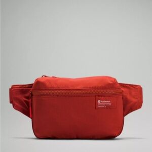 lululemon athletica Men's Belt Bag in Bold orange